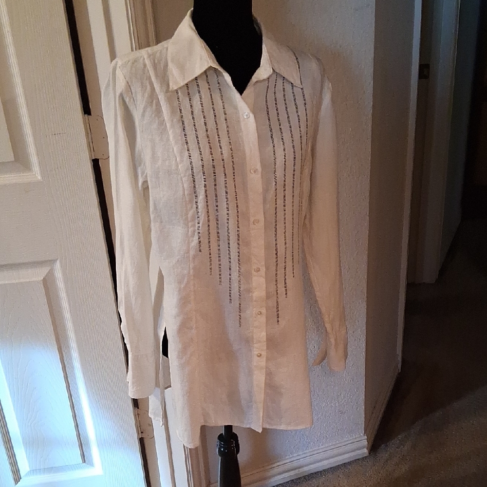 Valetie Stevens Linen Tunic